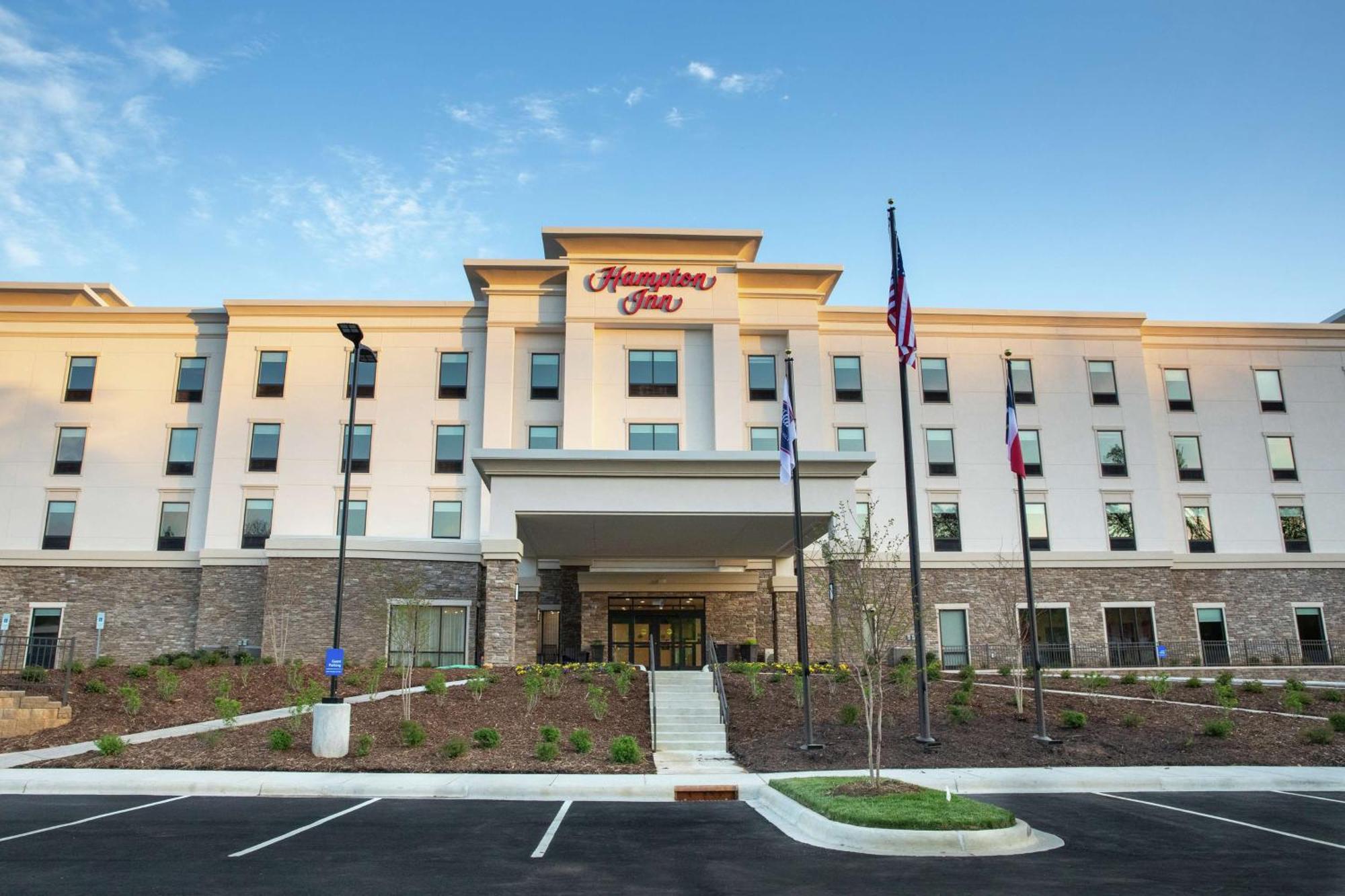 Hampton Inn Блэк-Маунтин Экстерьер фото